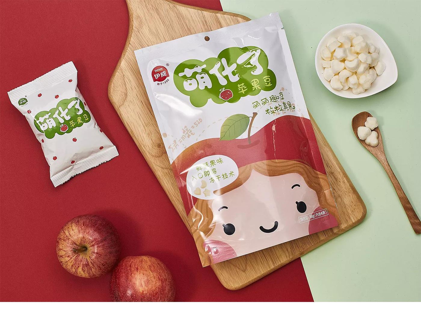 伊威嬰幼兒蘋果豆包裝設(shè)計